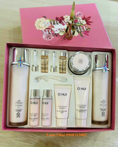 SET OHUI HỒNG DƯỠNG ẨM MIRACLE MOISTURE, GIÚP DA ẨM MƯỢT, CĂNG BÓNG.
